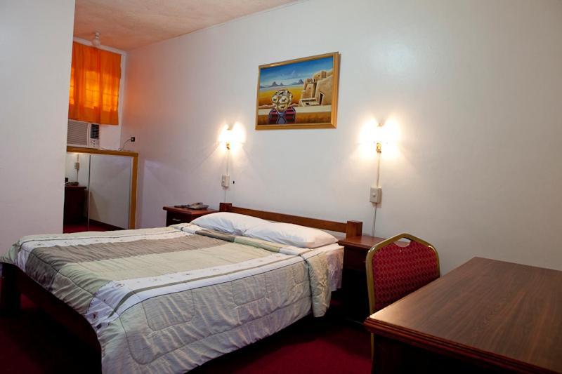Phoenix Hotel Angeles Eksteriør billede
